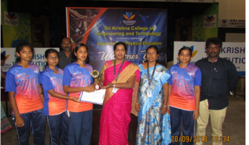 Anna University Zone-10 Badminton women third place.--2019